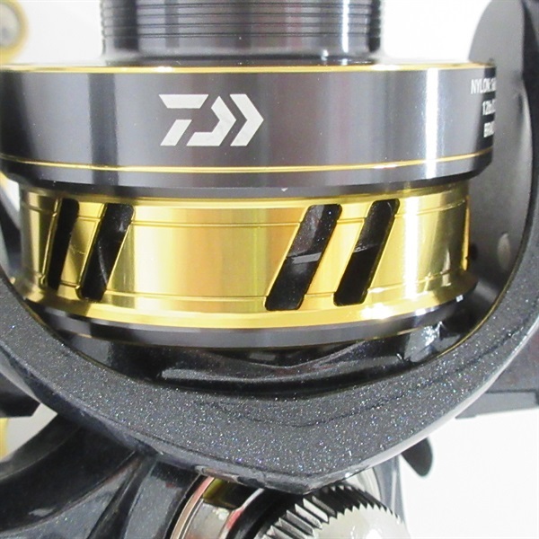 １８レガリスＬＴ ３０００Ｄー Ｃ